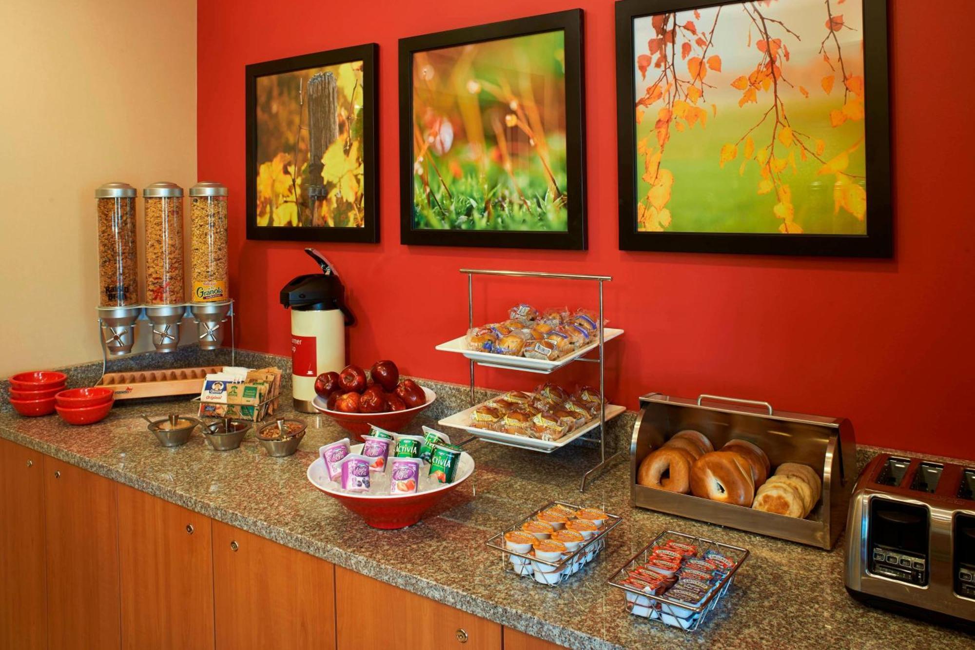 Towneplace Suites By Marriott Saginaw Esterno foto