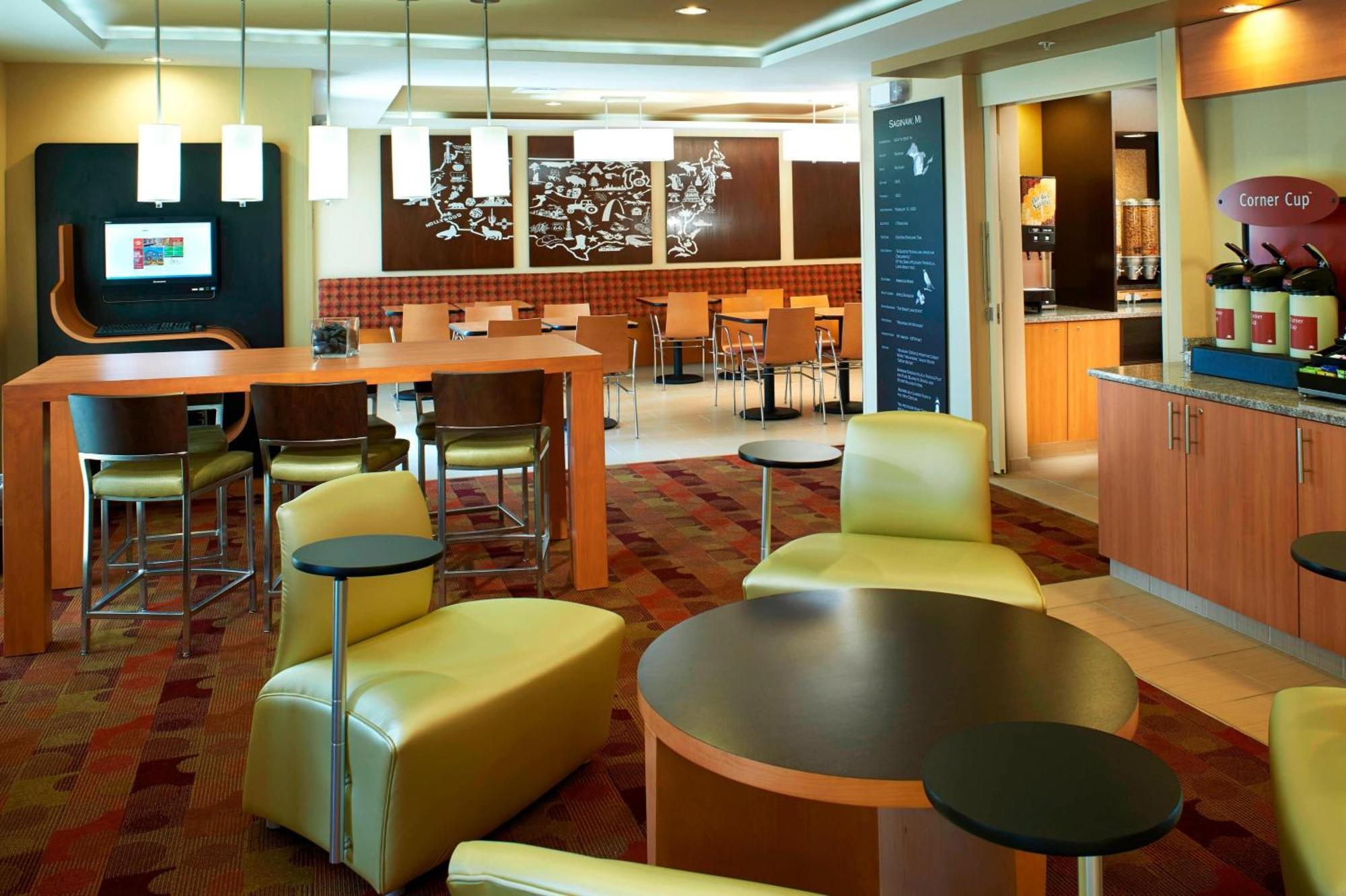 Towneplace Suites By Marriott Saginaw Esterno foto